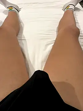 Snapshot of emirbaranpolat chatting on 10-26-25, 01:22 emirbaranpolat online show from 10-26-25, 01:22