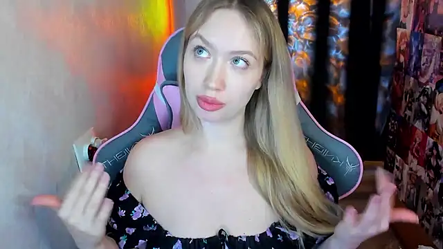 NicoleRiccii online show from 01-09-26, 10:22