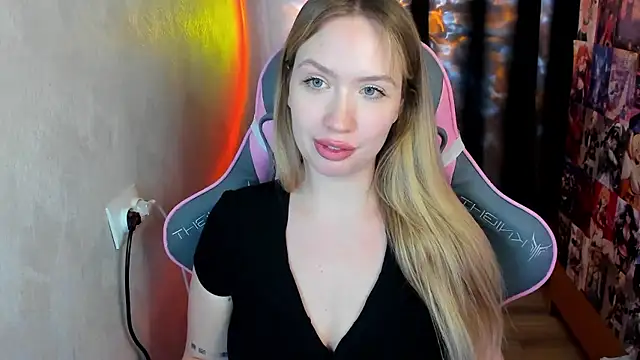 NicoleRiccii online show from 01-10-26, 08:43