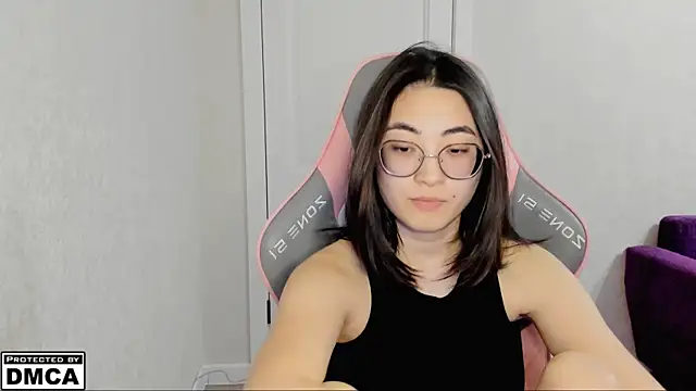 MeilideQian1 online show from 10-22-25, 03:01