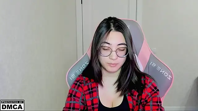 MeilideQian1 online show from 12-16-25, 02:55