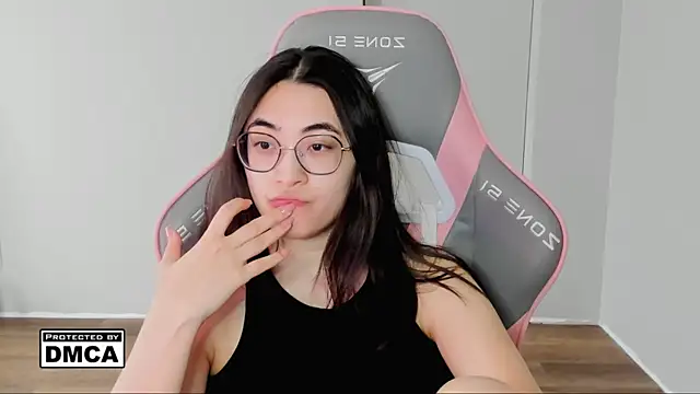 MeilideQian1 online show from 02-05-26, 06:18