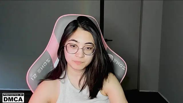 MeilideQian1 online show from 02-21-26, 04:57