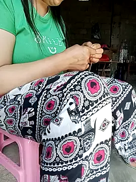 jienrrr online show from 04-10-26, 02:17