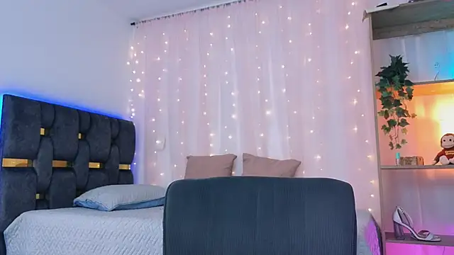 anitaglow online show from 10-12-25, 03:55