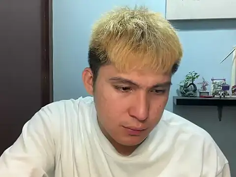 Snapshot of lovely_jay chatting on 07-06-26, 03:03 lovely jay online show from 07-06-26, 03:03