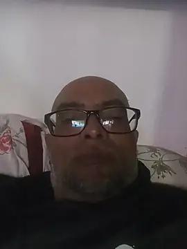 Snapshot of cristianojp1 chatting on 06-25-26, 10:14 cristianojp1 online show from 06-25-26, 10:14