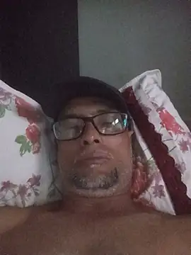 Snapshot of cristianojp1 chatting on 06-30-26, 09:05 cristianojp1 online show from 06-30-26, 09:05