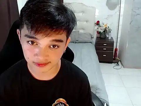 sexysam14 online show from 11-07-25, 07:52