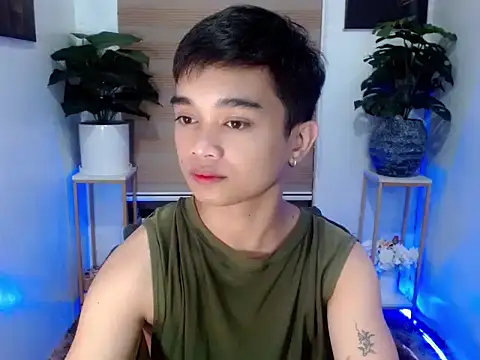 sexysam14 online show from 12-17-25, 04:13