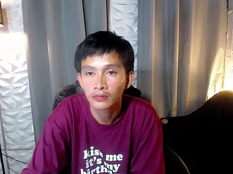 Snapshot of prince_elaijah chatting on 06-18-26, 11:14 prince elaijah online show from 06-18-26, 11:14
