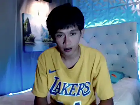 Snapshot of prince_elaijah chatting on 07-23-26, 11:52 prince elaijah online show from 07-23-26, 11:52
