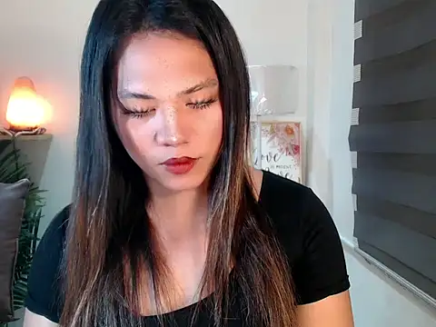 Snapshot of scarlett_brownx69 chatting on 06-06-26, 05:01 scarlett brownx69 online show from 06-06-26, 05:01