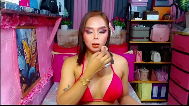 MoniqueCeleste online show from 10-14-25, 01:28