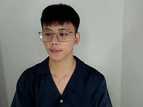 ynotyu online show from 12-22-25, 11:02