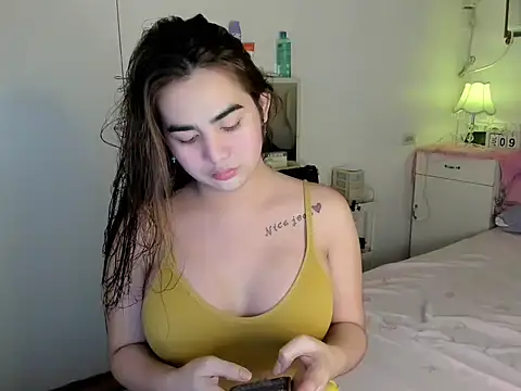 Alovelydoll nica online show from 07-09-26, 12:04