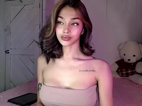 Snapshot of itsmekarinaaa chatting on 05-11-26, 04:59 itsmekarinaaa online show from 05-11-26, 04:59