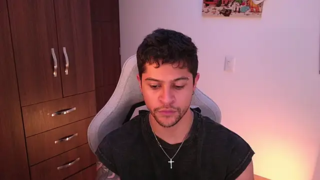 domsantiago  online show from 11-24-25, 02:44