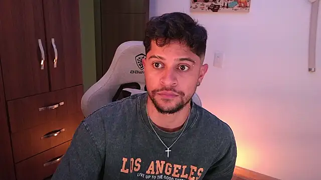 domsantiago  online show from 02-03-26, 03:15