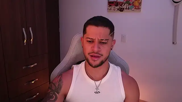 domsantiago  online show from 02-13-26, 03:02