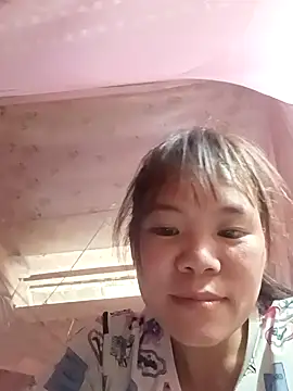 Snapshot of Nguyet135 chatting on 04-24-26, 04:48 Nguyet135 online show from 04-24-26, 04:48