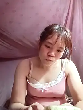 Snapshot of Nguyet135 chatting on 04-30-26, 01:50 Nguyet135 online show from 04-30-26, 01:50