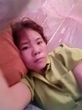 Snapshot of Nguyet135 chatting on 05-14-26, 05:14 Nguyet135 online show from 05-14-26, 05:14
