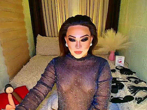 hot wildivana online show from 10-19-25, 02:12