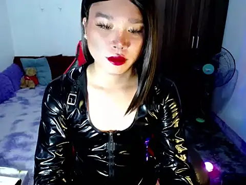Urassiansweetcummer online show from 05-07-26, 01:44