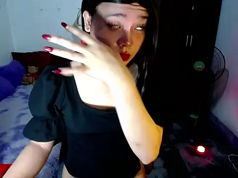 Urassiansweetcummer online show from 06-23-26, 03:15