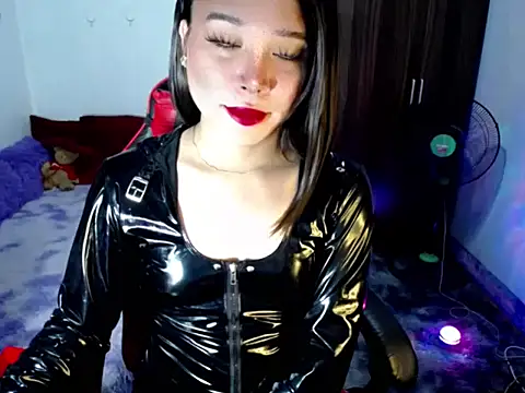 Urassiansweetcummer online show from 06-27-26, 04:06