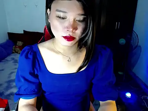 Urassiansweetcummer online show from 07-06-26, 01:13