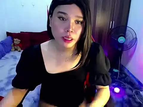 Urassiansweetcummer online show from 07-13-26, 02:31