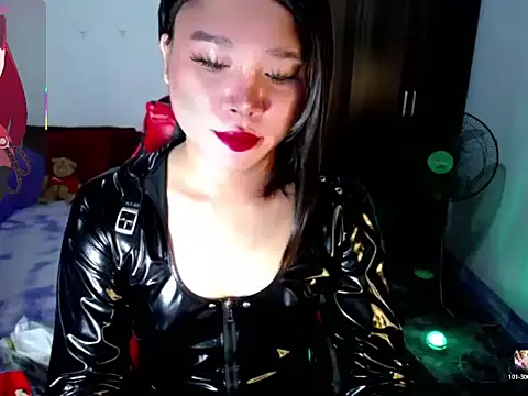 Urassiansweetcummer online show from 07-31-26, 02:22