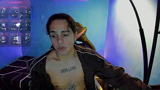 Snapshot of Maximiliano_scoott__ chatting on 09-29-25, 06:57 Maximiliano scoott   online show from 09-29-25, 06:57