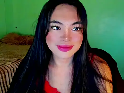 Snapshot of Sweetpeaxx chatting on 05-12-26, 03:14 Sweetpeaxx online show from 05-12-26, 03:14
