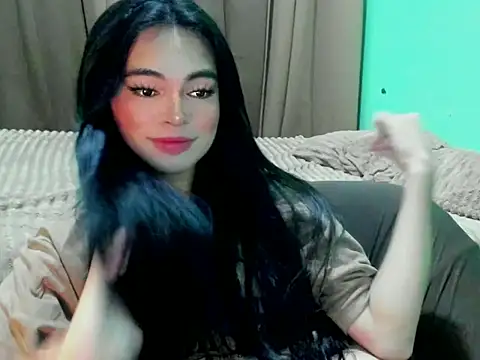 Snapshot of Sweetpeaxx chatting on 06-05-26, 03:51 Sweetpeaxx online show from 06-05-26, 03:51