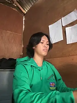 Snapshot of My_sweet_ladyboy chatting on 10-22-25, 12:55 My sweet ladyboy online show from 10-22-25, 12:55