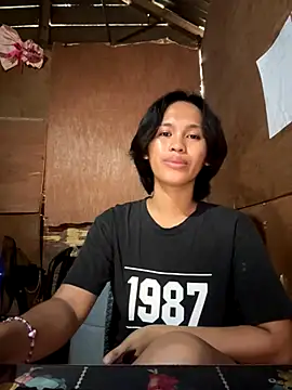 Snapshot of My_sweet_ladyboy chatting on 11-03-25, 06:47 My sweet ladyboy online show from 11-03-25, 06:47