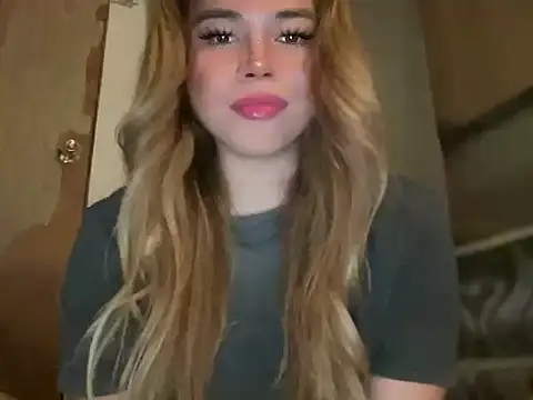 Snapshot of goddessofalltime chatting on 05-17-26, 10:22 goddessofalltime online show from 05-17-26, 10:22