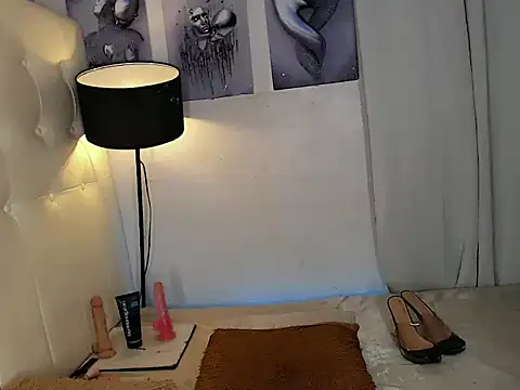 Foxxy Barbie online show from 01-19-26, 05:44