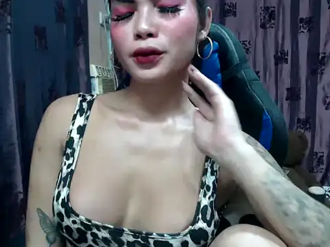 lucyheart777 online show from 09-15-25, 06:24