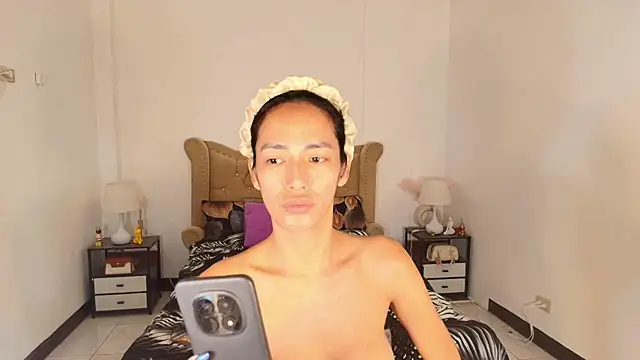 ElainePerthX online show from 07-30-26, 07:18
