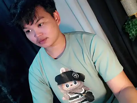 Reynelcock online show from 09-16-25, 05:19