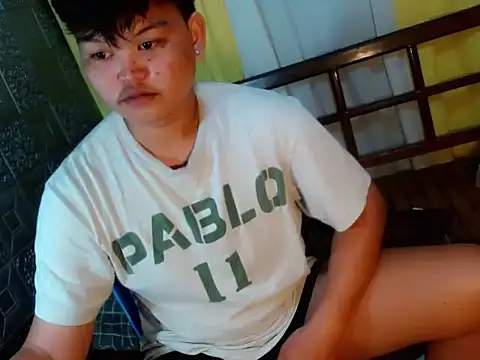 Reynelcock online show from 11-29-25, 08:23