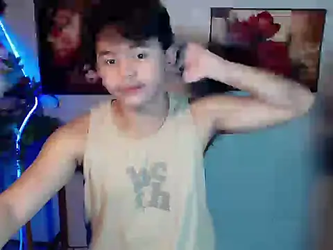 Snapshot of urguy_toshi chatting on 07-27-26, 11:23 urguy toshi online show from 07-27-26, 11:23