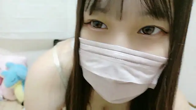 Snapshot of karen-chan chatting on 10-10-25, 01:21 karen-chan online show from 10-10-25, 01:21
