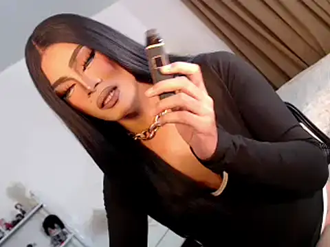 Snapshot of Mia_holtxxx chatting on 04-25-26, 05:54 Mia holtxxx online show from 04-25-26, 05:54