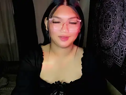 Lou heart online show from 06-21-26, 10:45