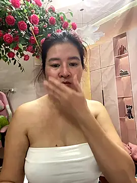 Bollozzy 89 online show from 10-25-25, 05:48